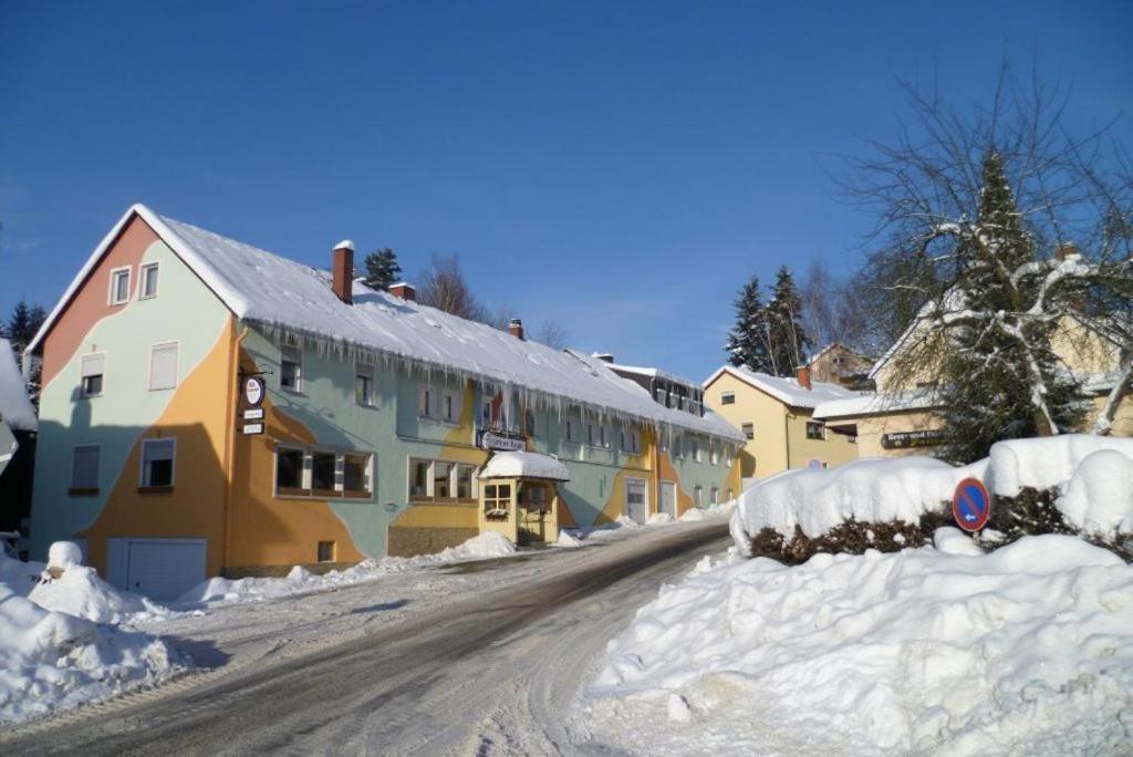 Landgasthof Gruener Baum Regnitzlosau ภายนอก รูปภาพ